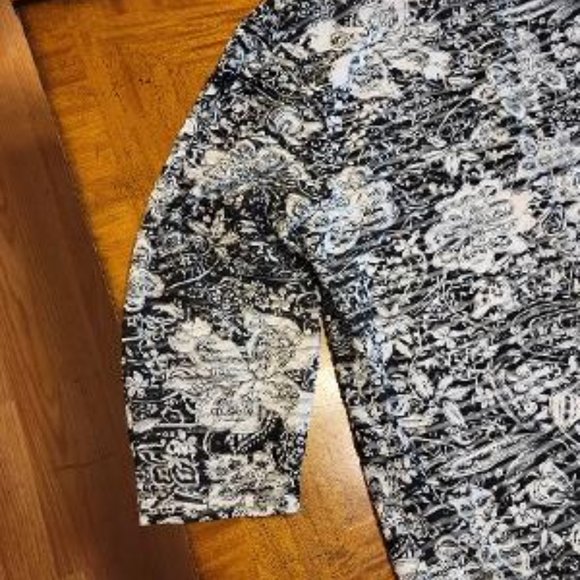 Coldwater Creek Floral Top - Picture 2 of 10